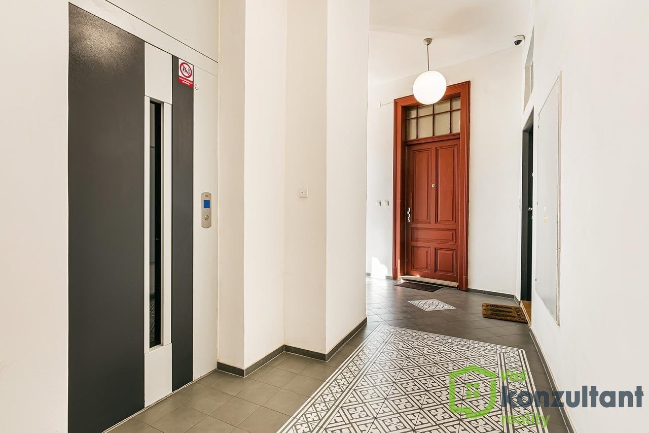 0d79b3b5-c6d5-4218-b2b3-073a1ed14463