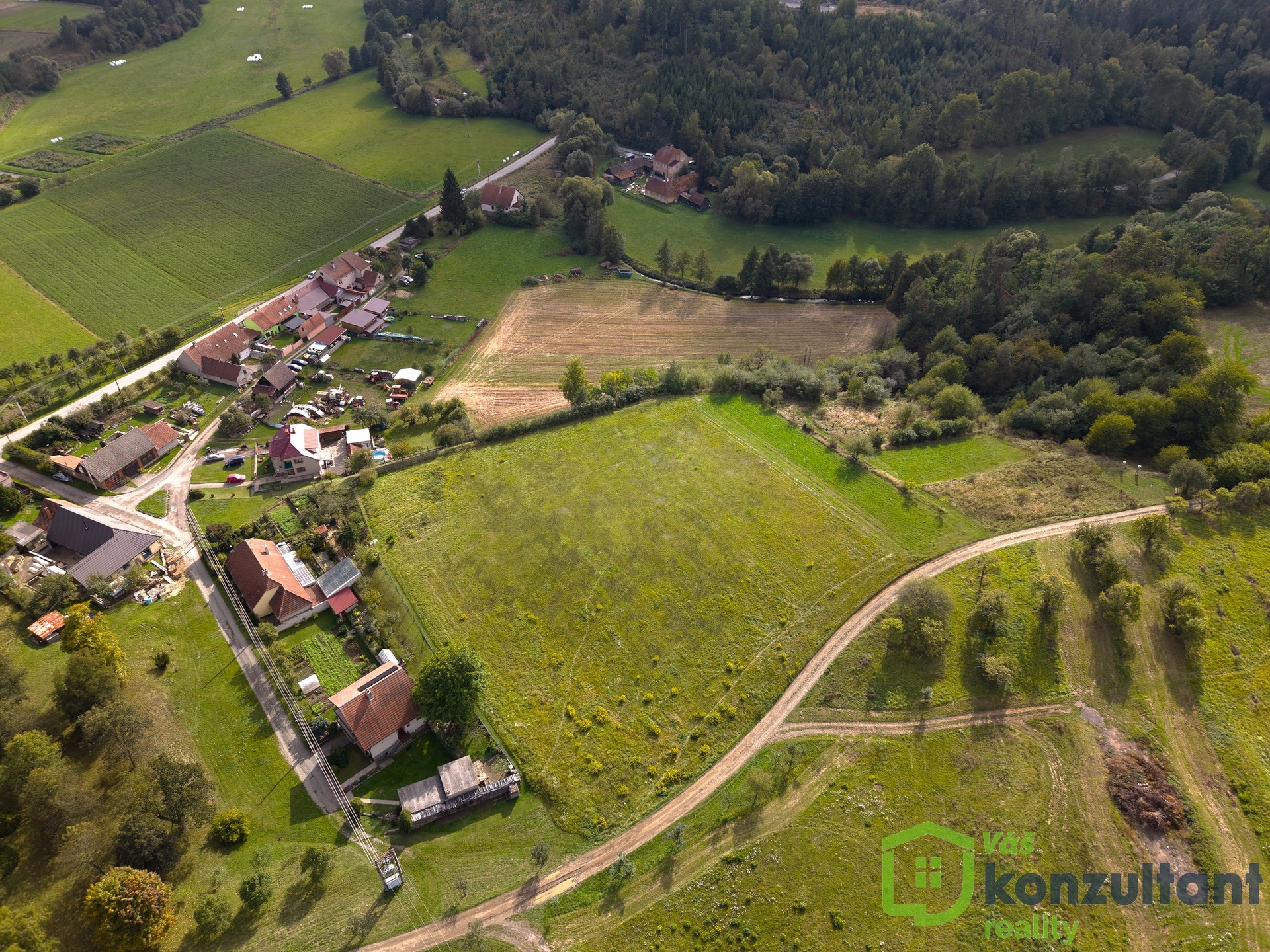 Prodej pozemku 7 359 m², Křoví