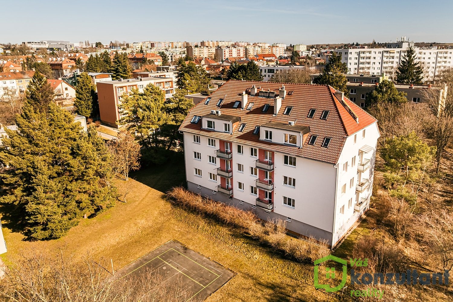 Mezonetový byt 4+1 s pracovnou a lodžií