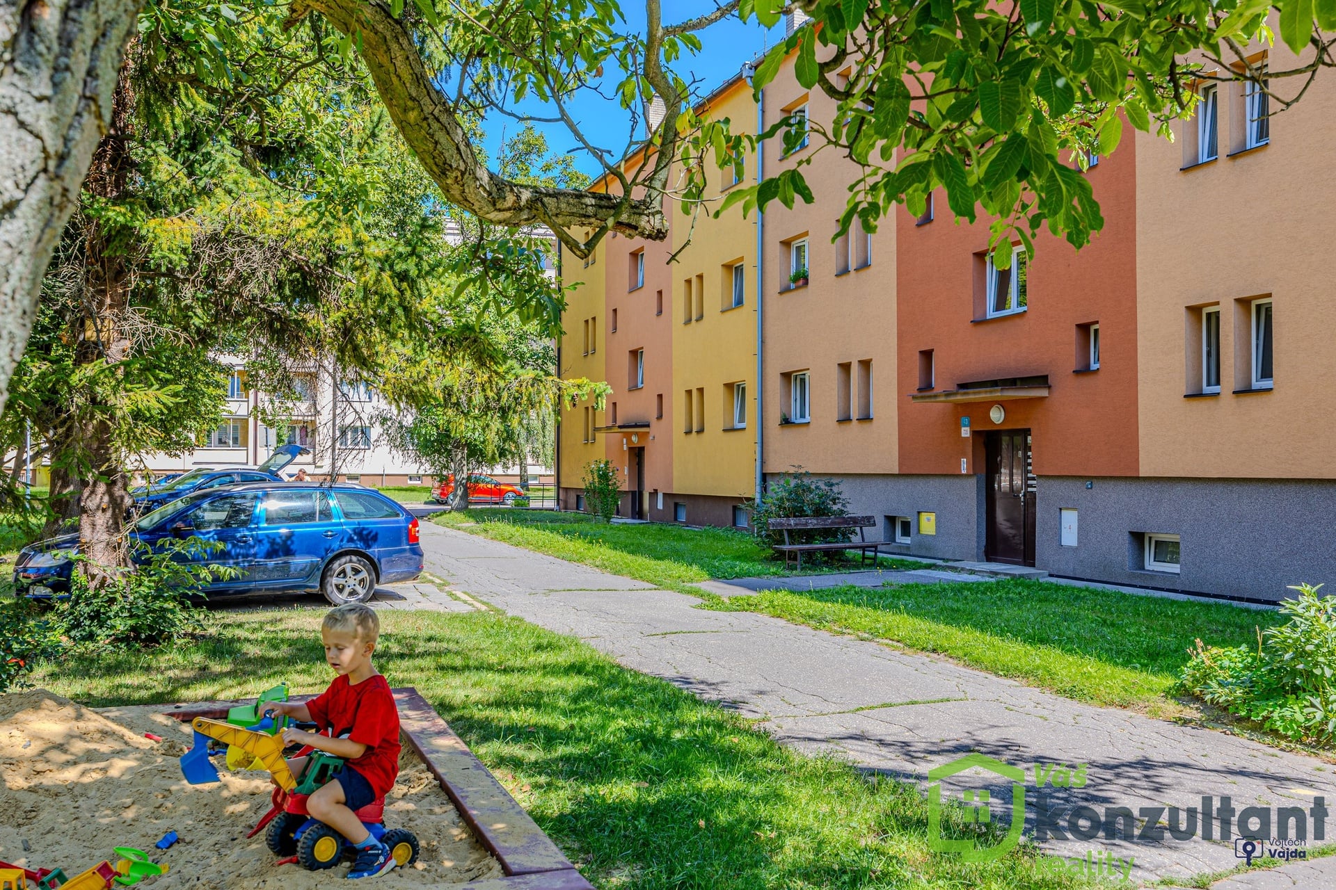 Dům
