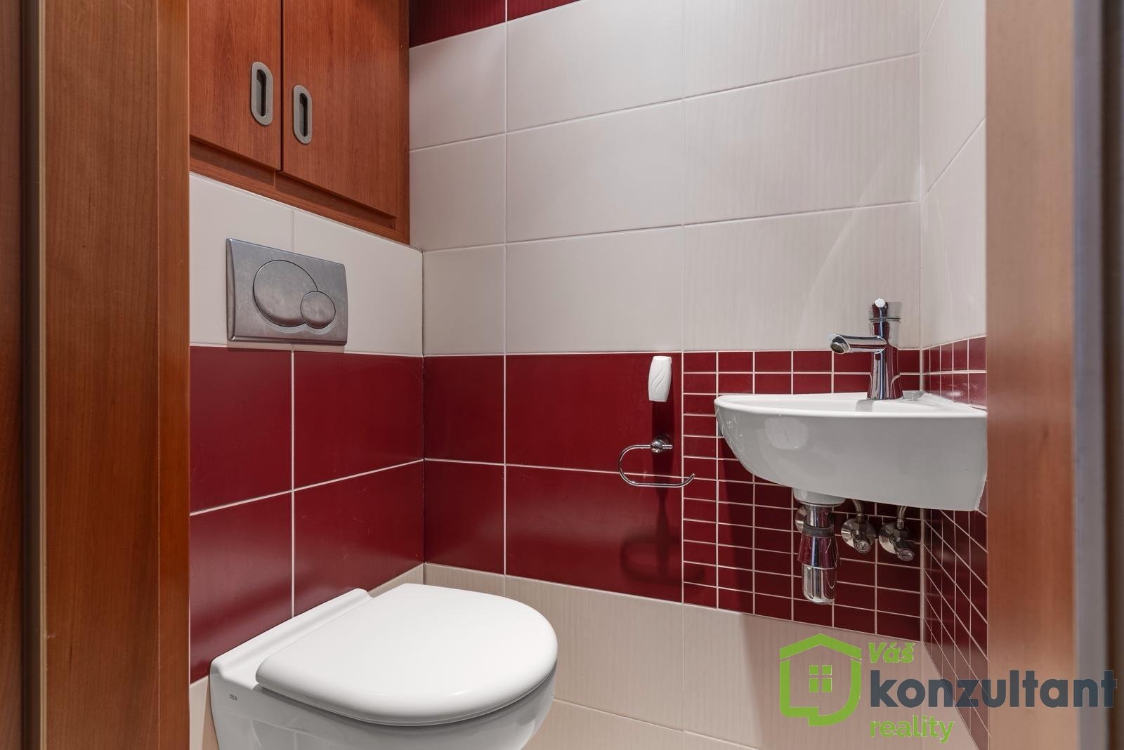 WhatsApp Image 2025-10-05 at 16.49.42 (4)