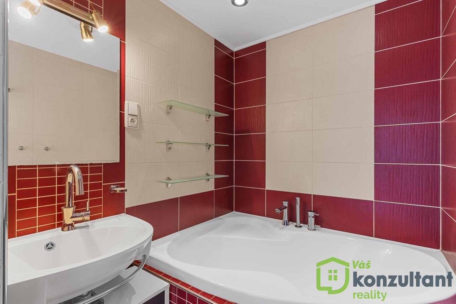 WhatsApp Image 2025-10-05 at 16.49.42 (9)