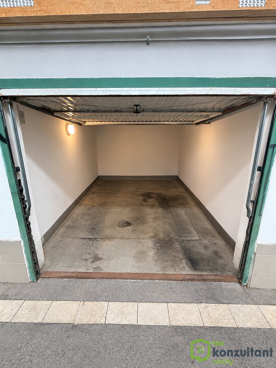 Prodej garáže 16 m², Brno