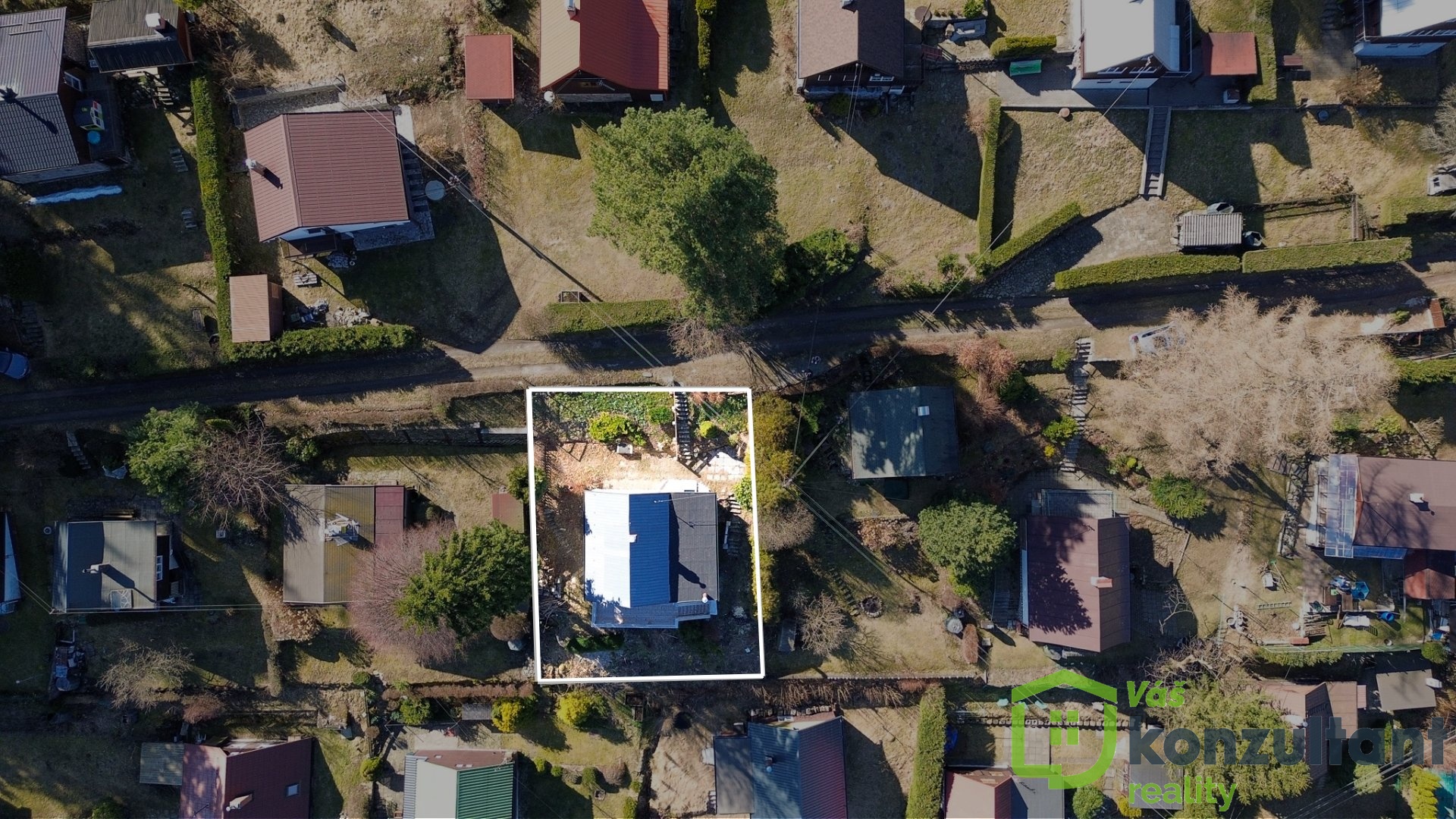 Vyznačený pozemek shora