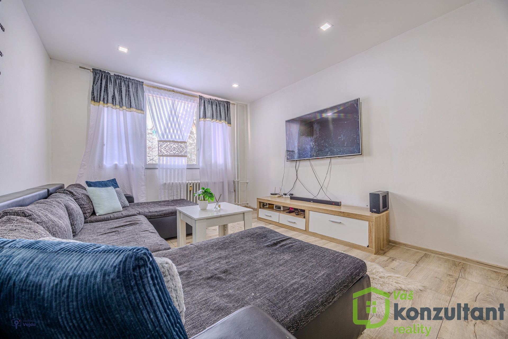 Vojte╠îch Vajda_profifoto-11