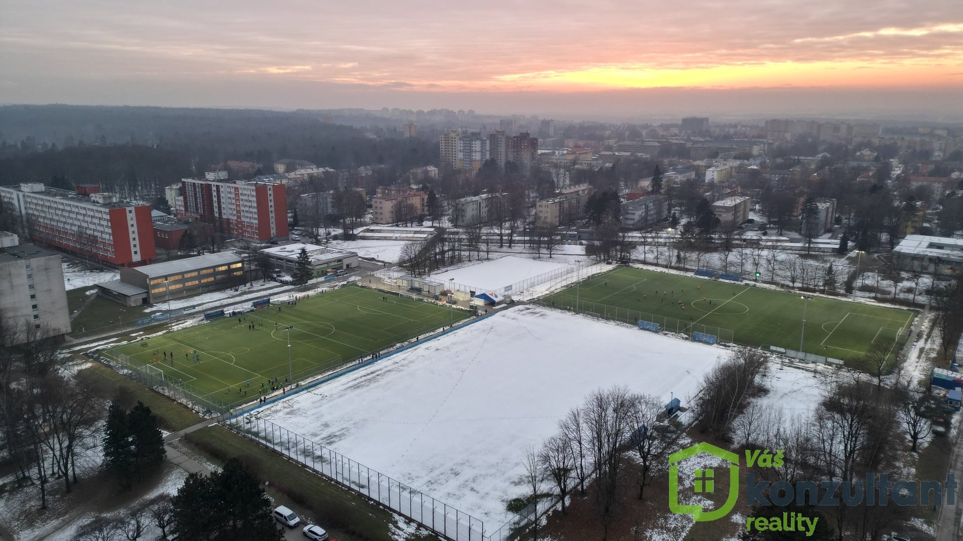 Výhled na sportovní areál