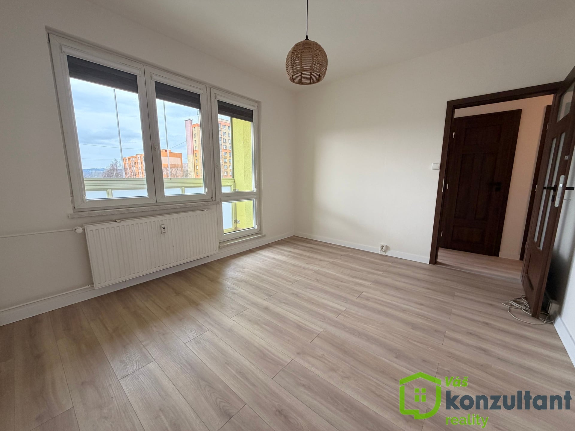 Ložnice se vstupem na lodžii